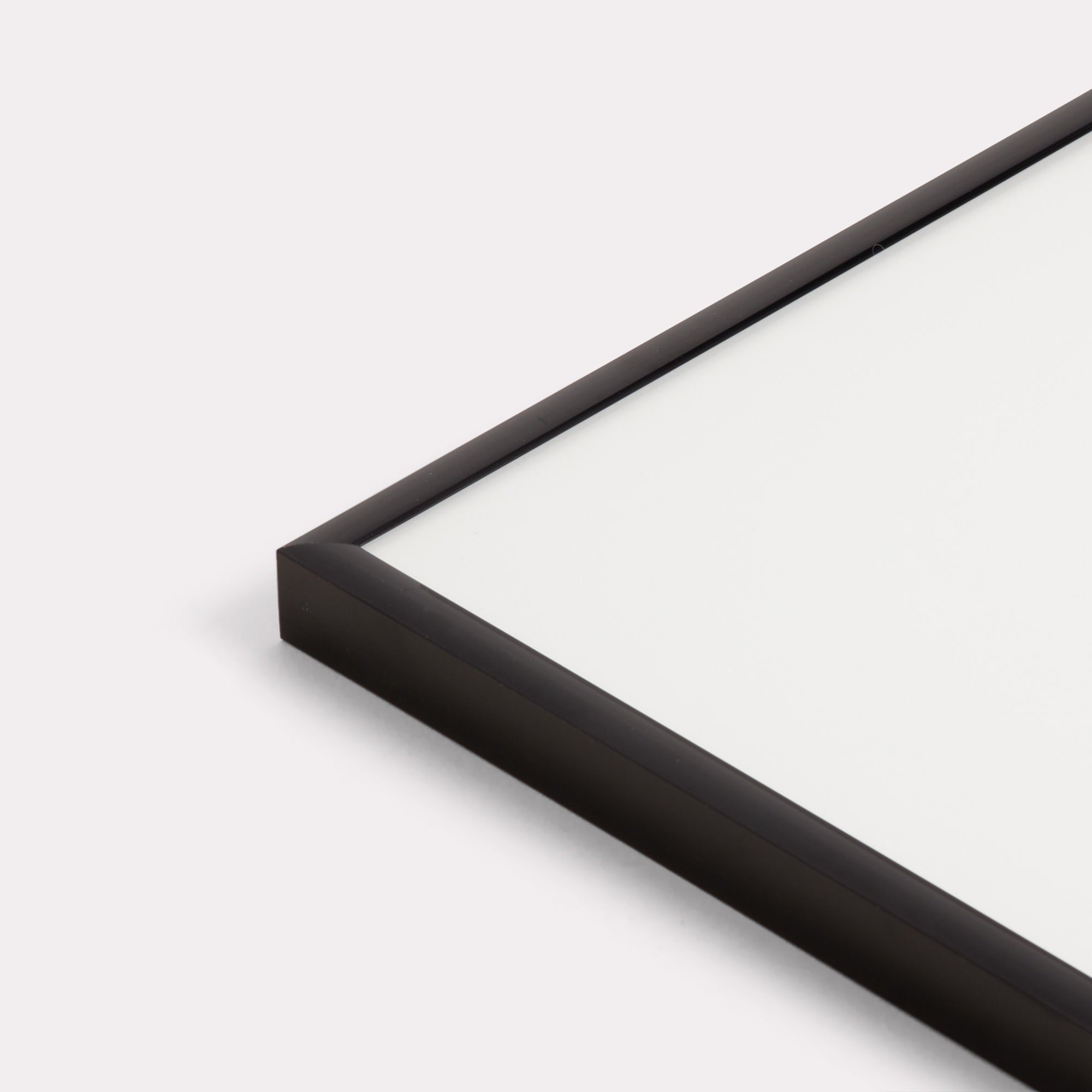 Aluminum interchangeable frame, black gloss