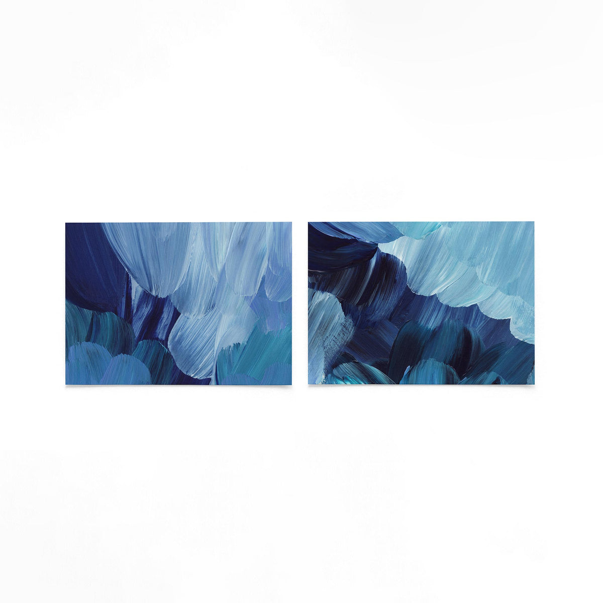 Twee liggende posters met deze tweedelige posterset heeft blauwe en turquoise op een gebroken witte achtergrond