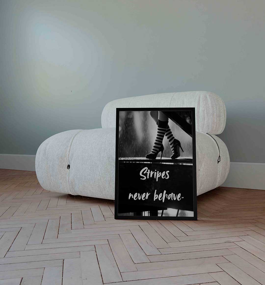 Gestreepte sokken en hakken Poster