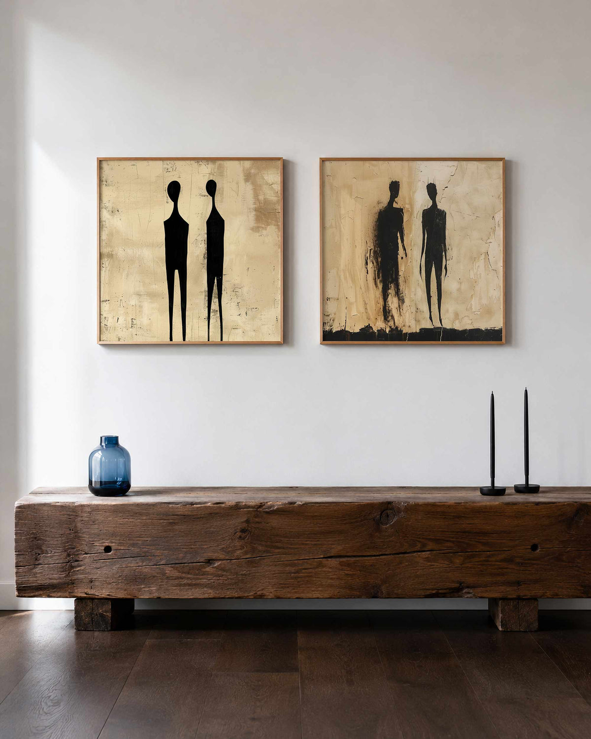 Interieurpresentatie van een tweedelige vierkante posterset met silhouetten duo