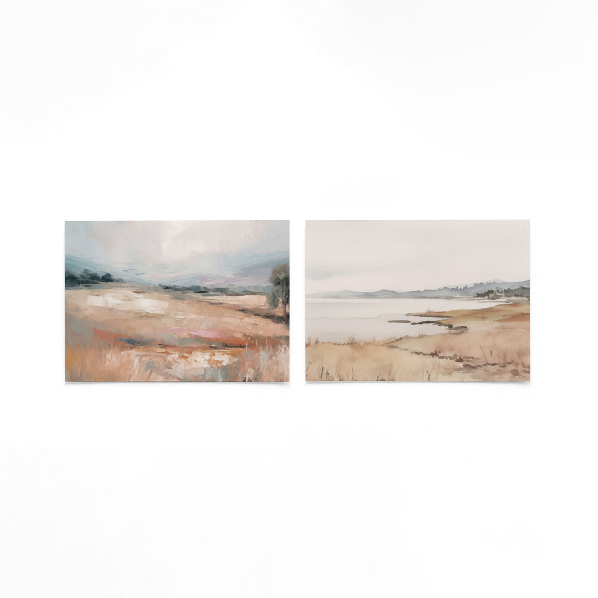 Twee liggende posters met zachte, vloeiende kleurvlakken in beige, blauw en roze op een gebroken witte achtergrond