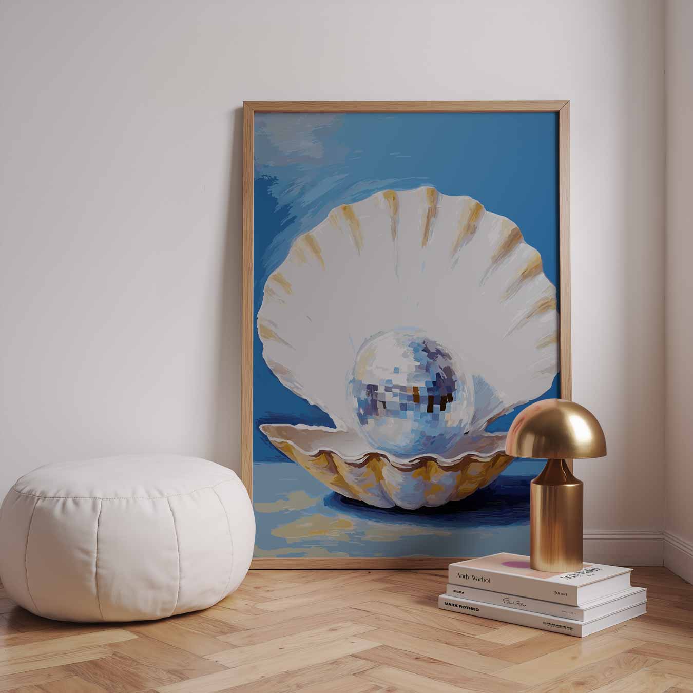 Glanzende Discobal in Schelp Poster-WallArtistic