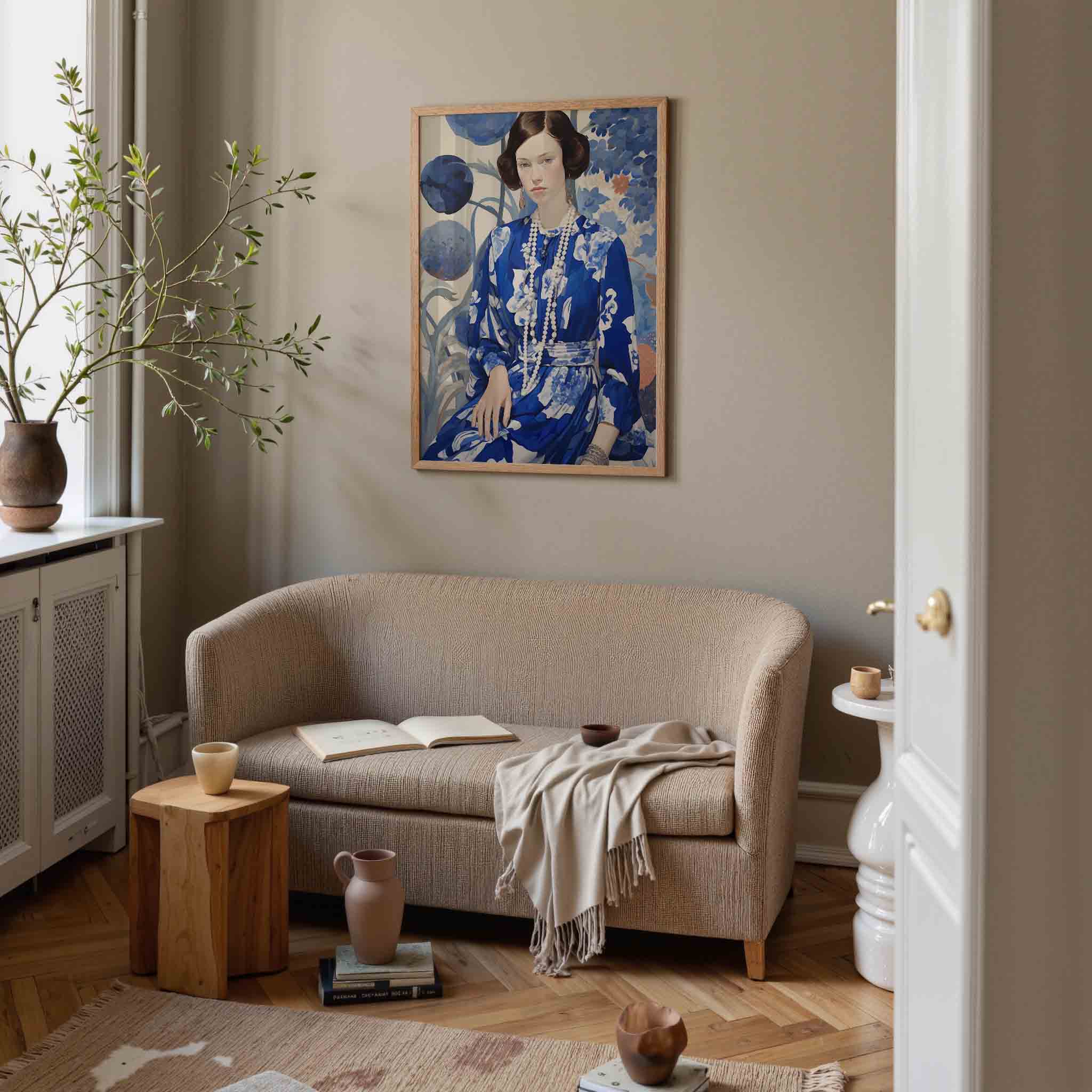 Vrouw in blauwe jurk Poster