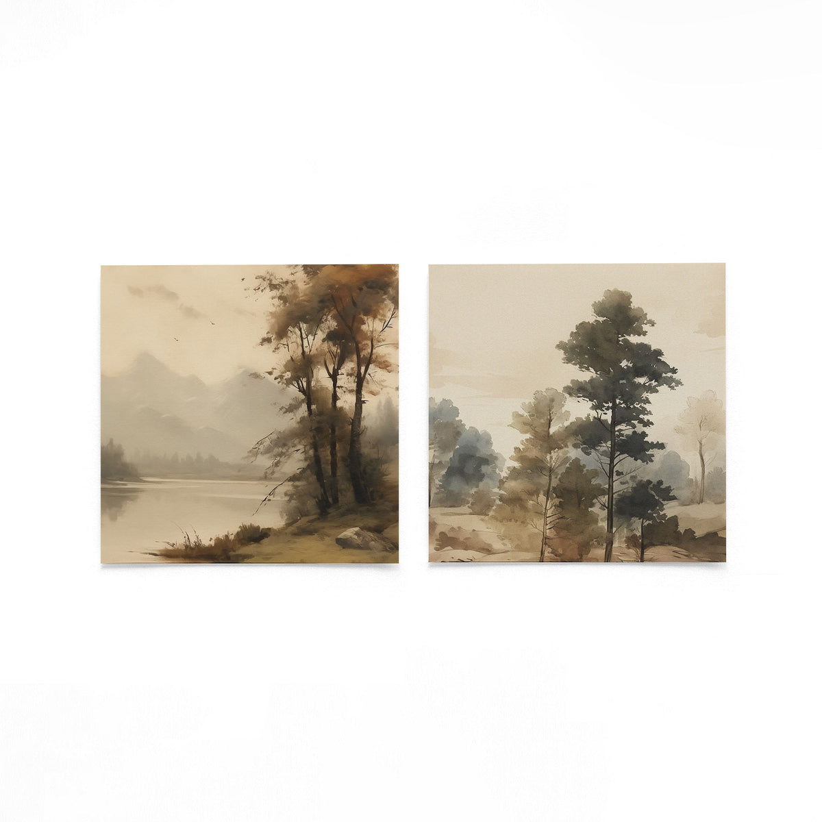 Twee vierkante posters met bomen en bergmeer op een gebroken witte achtergrond