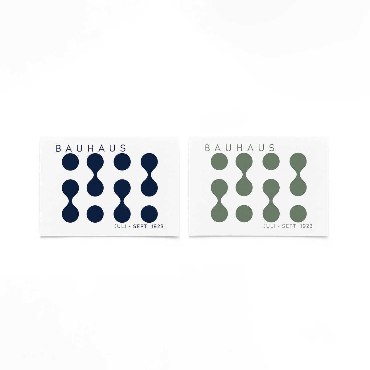 Twee landscape posters met donkerblauwe en groene cirkels als vrijstaande productfoto