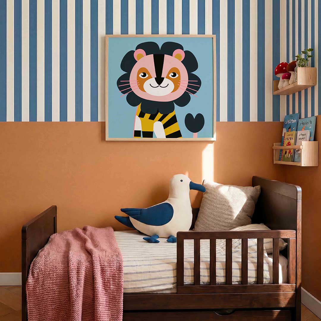 Leeuw op blauwe achtergrond Poster