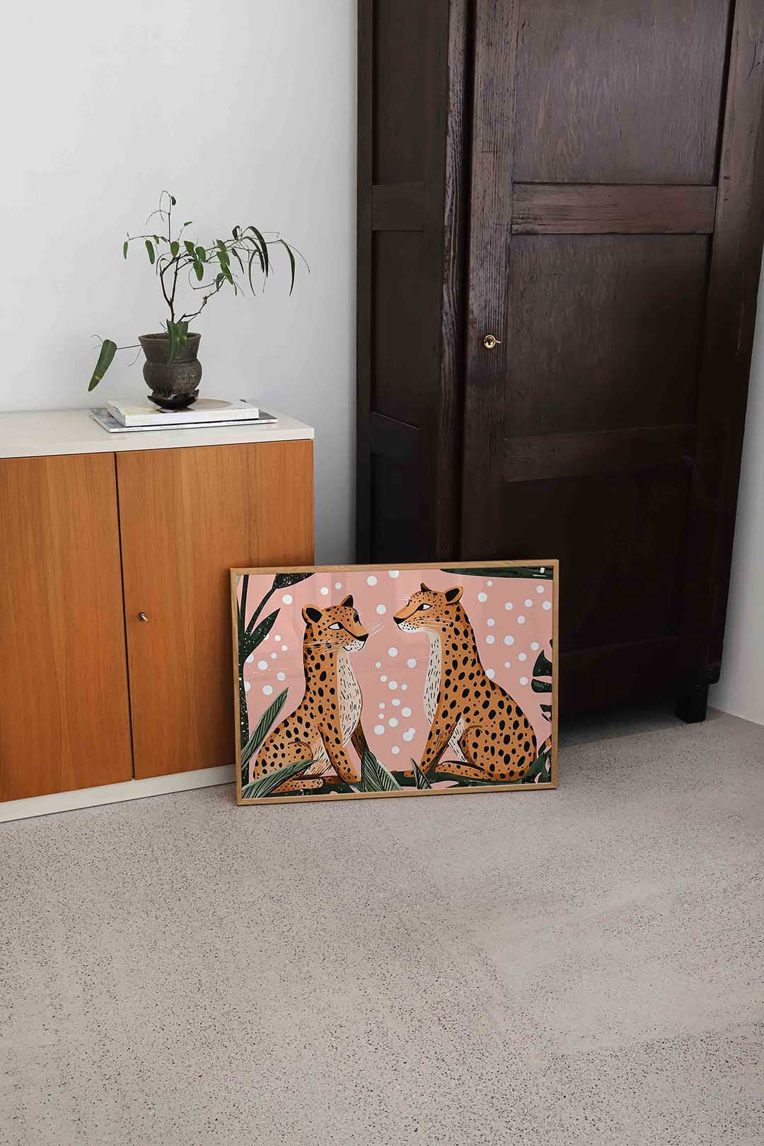 Luipaarden op roze achtergrond Poster