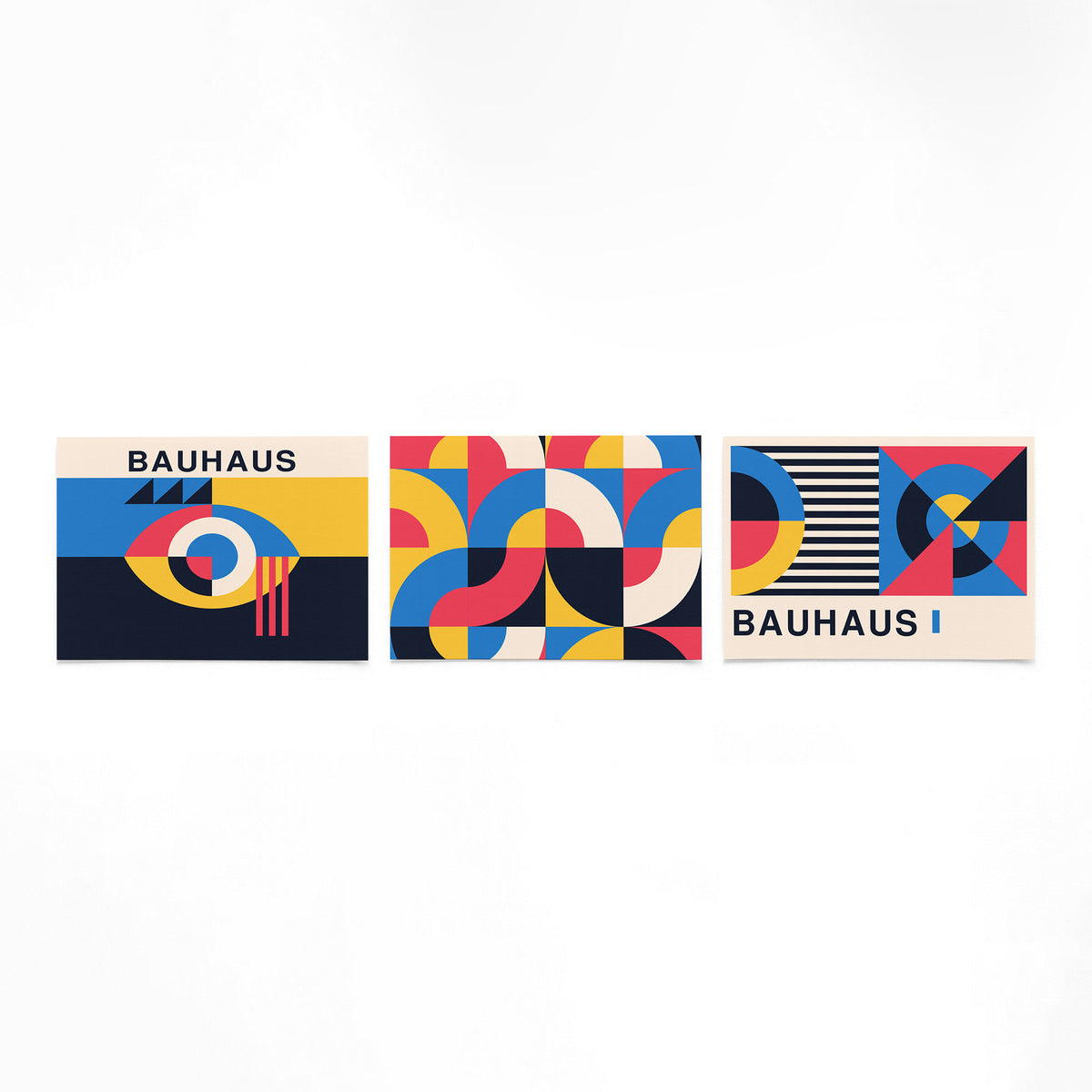 Drie landscape posters met cirkels, bogen en kleurvlakken als vrijstaande productfoto