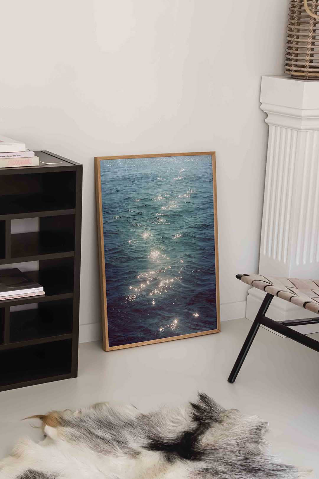 Zeeoppervlak met zonlicht Poster