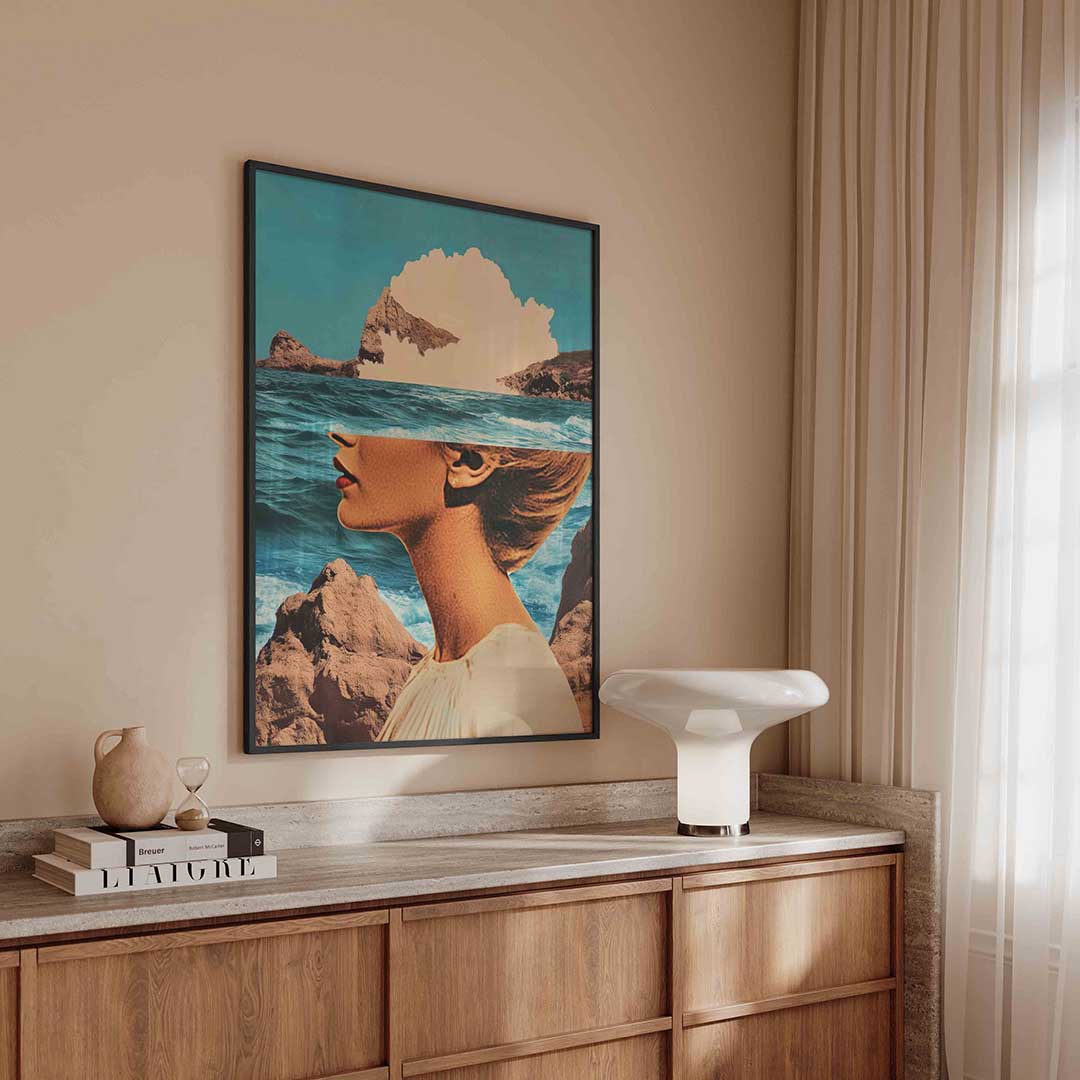Vrouwenportret en zee Poster