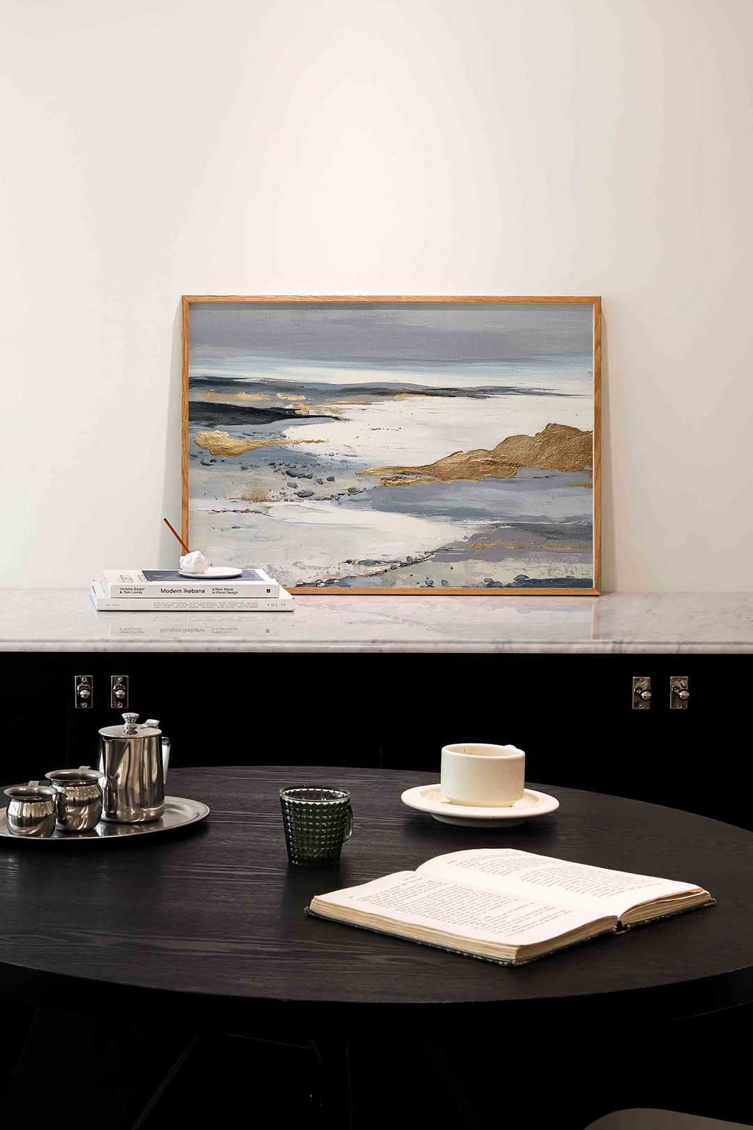 Gouden en grijze landschapsweergave Poster