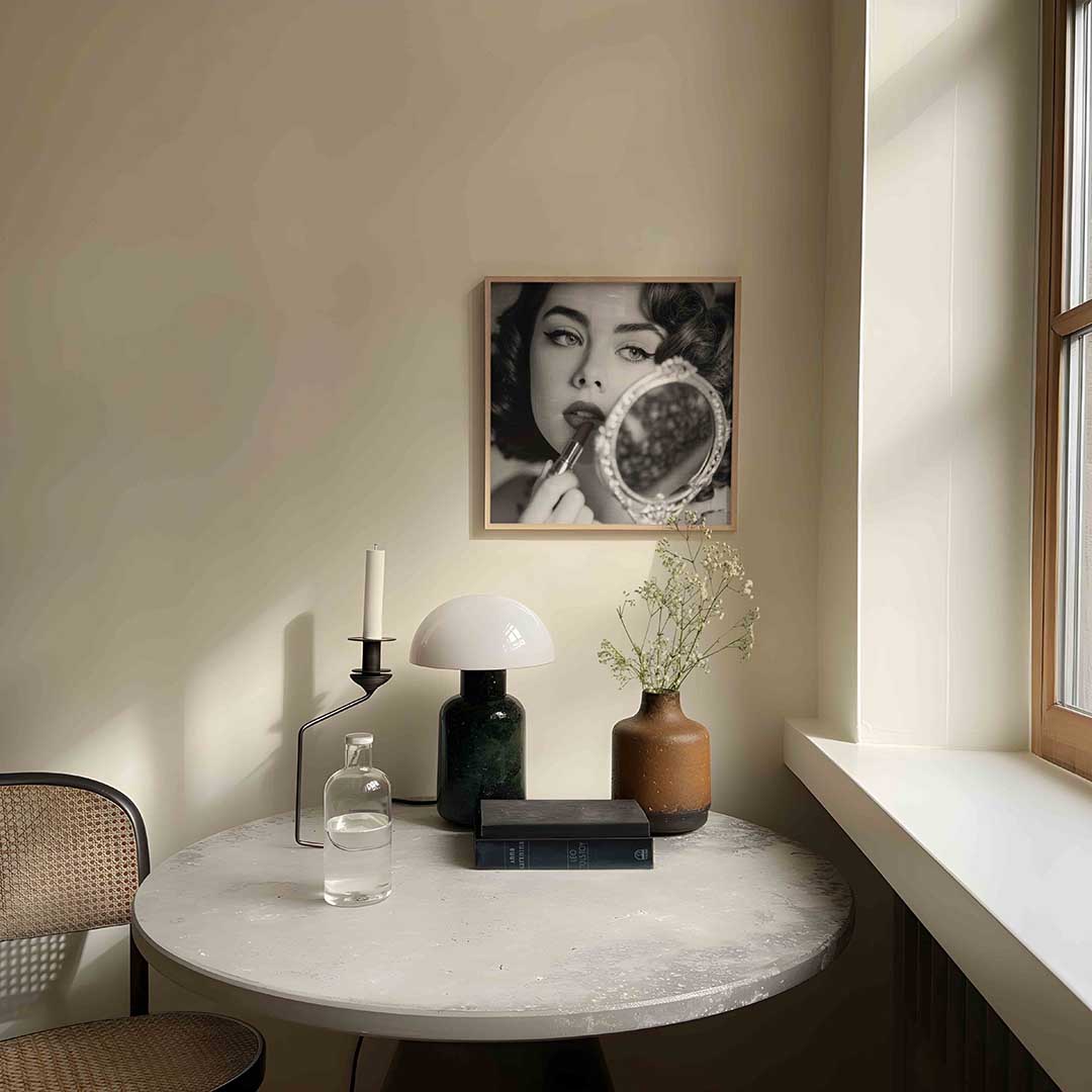 Vrouw met spiegel Poster