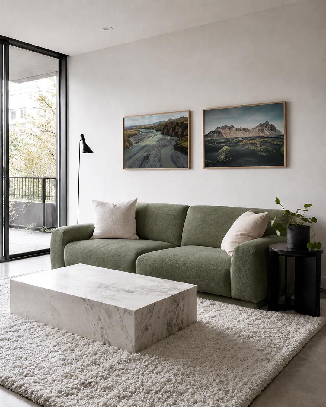 Interieur met liggend fotografisch tweeluik rivieren van ruw land – Gerald Emming
