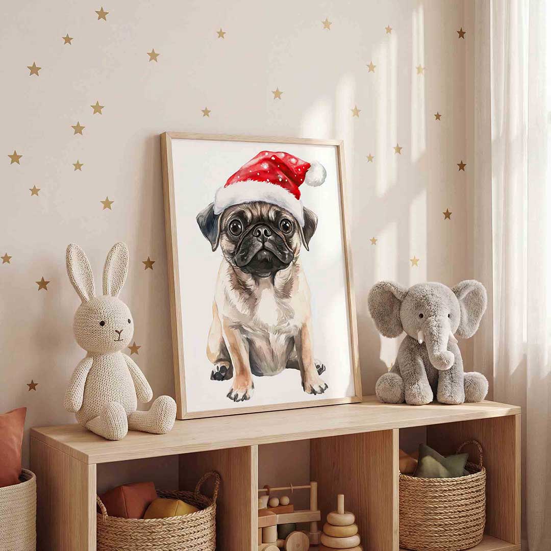 Mopshond met kerstmuts Poster