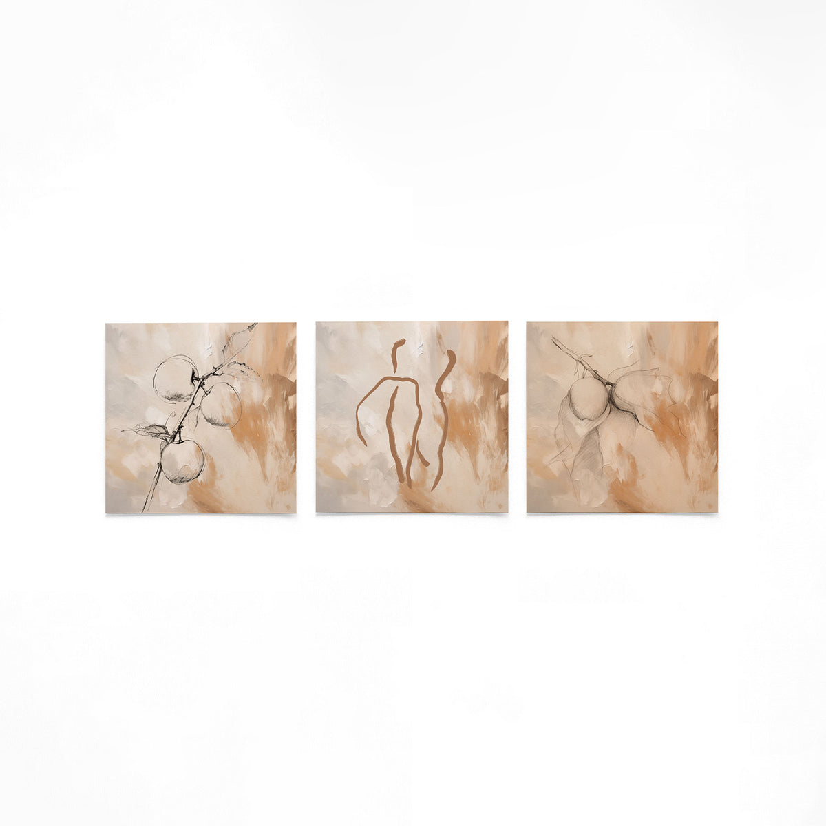 Drie vierkante posters met botanische vruchten op een gebroken witte achtergrond