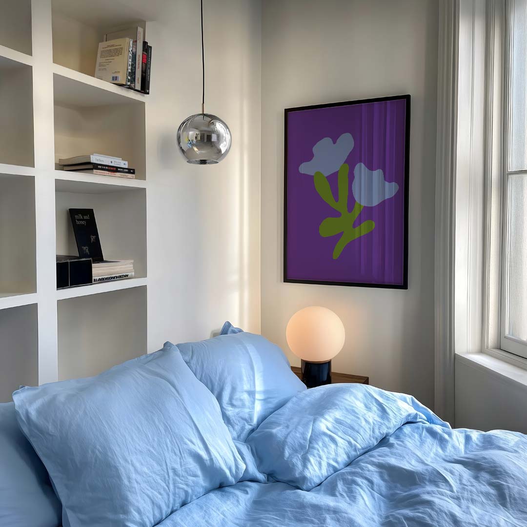 Bloemige Elegantie op Paars Poster-WallArtistic