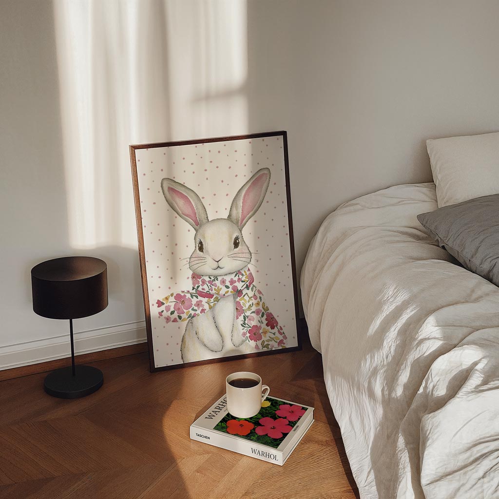 Schattige Konijnenposter met Bloemensjaal Poster-WallArtistic