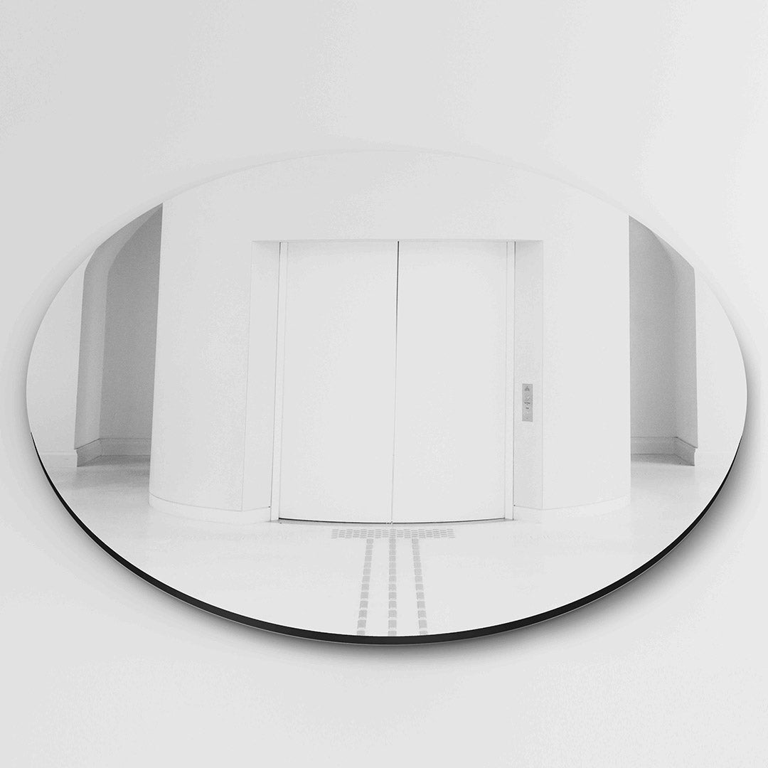 Minimalistische liftdeuren Muurcirkel